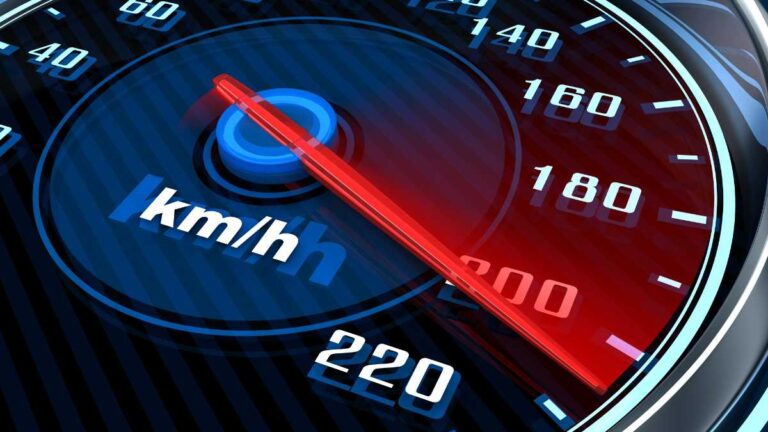 Excesso de velocidade pode inviabilizar benefícios do seguro de carro