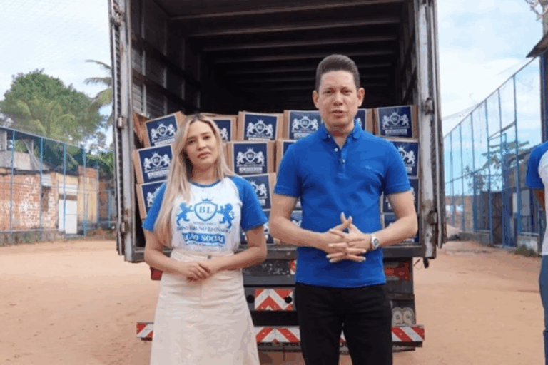 Bispo Bruno Leonardo leva alimentos e esperança a comunidade carente de Salvador