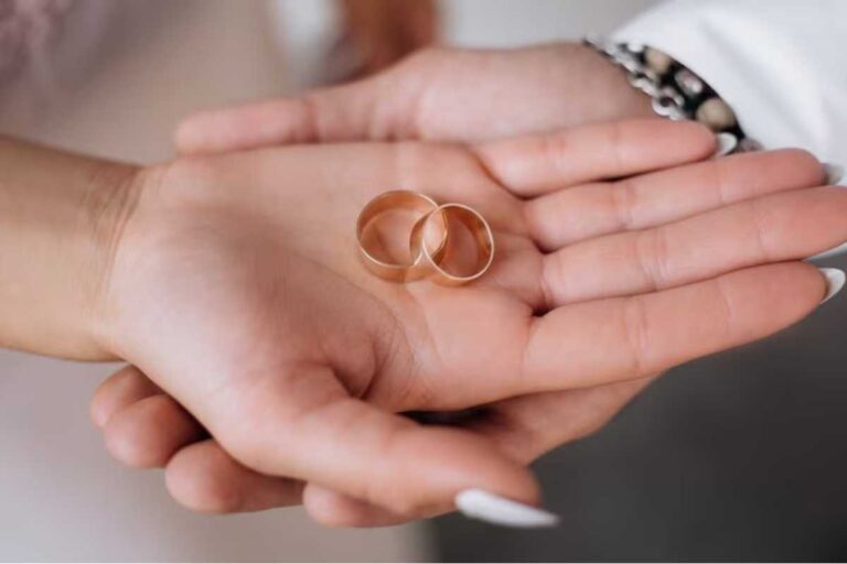 Como escolher a aliança de casamento ideal? Dicas para noivos
