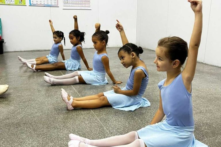 Escola Moranguinho Alfa X em Cuiabá: onde a aprendizagem acontece brincando